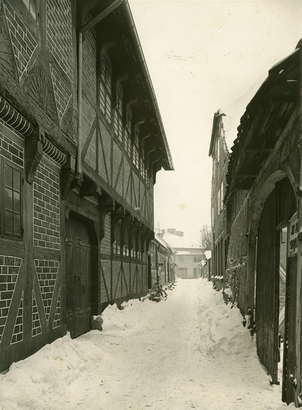 Fotografi. Eiler Rønnows gård, vinter